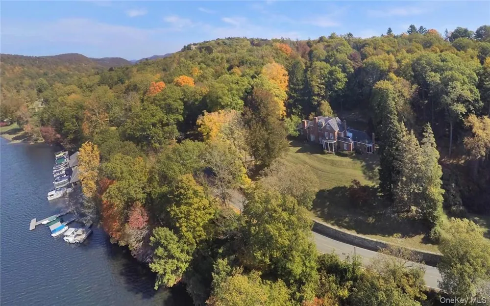 262 Tuxedo Road Tuxedo Park, NY 10987
