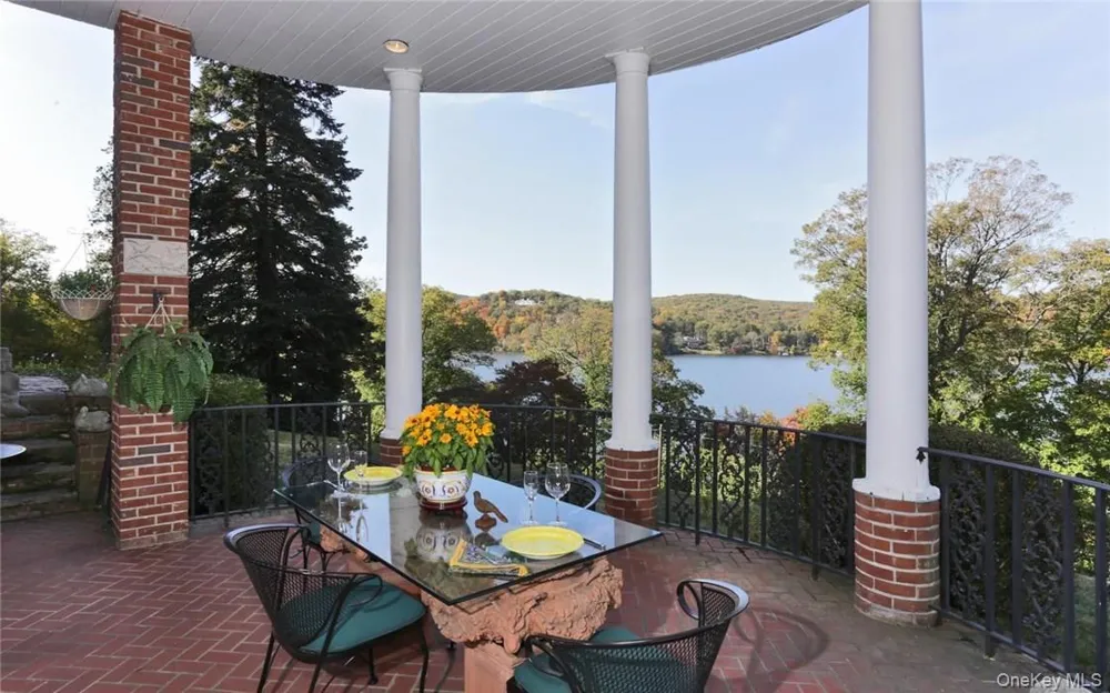 262 Tuxedo Road Tuxedo Park, NY 10987