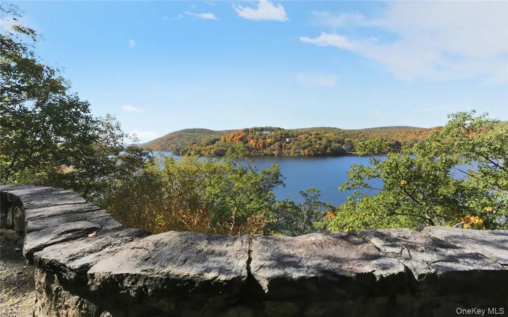 262 Tuxedo Road Tuxedo Park, NY 10987