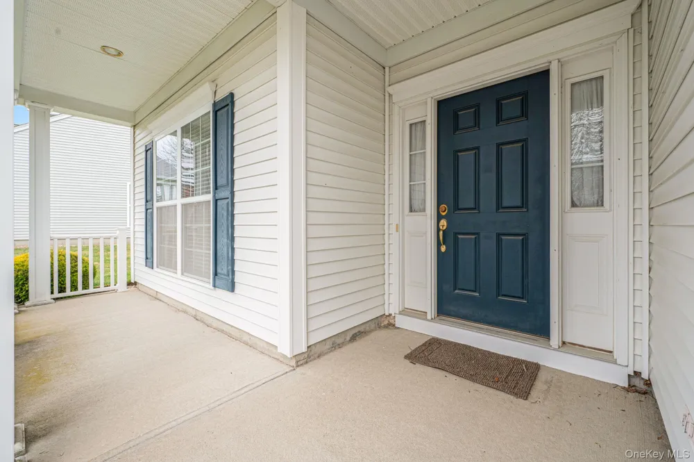 16 Oakhurst Court Mount Sinai, NY 11766