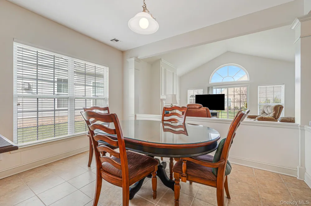 16 Oakhurst Court Mount Sinai, NY 11766
