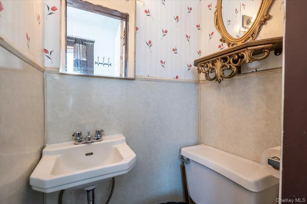 13010 227th Street Laurelton, NY 11413