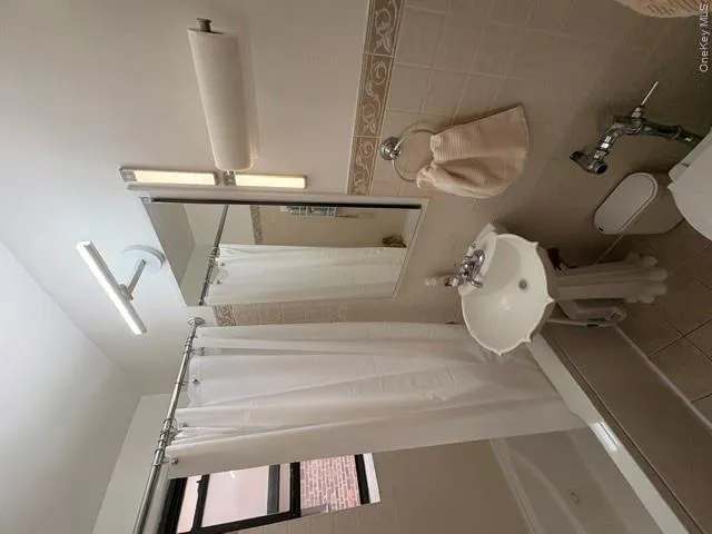 8325 98th Street #5P Woodhaven, NY 11421