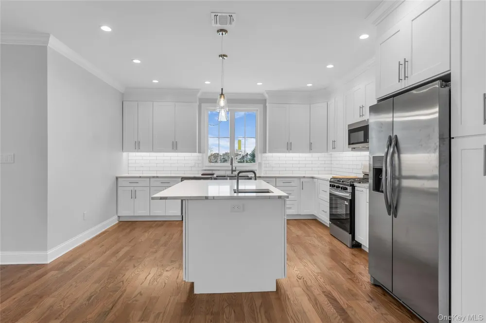 2437 Archer Street Seaford, NY 11873