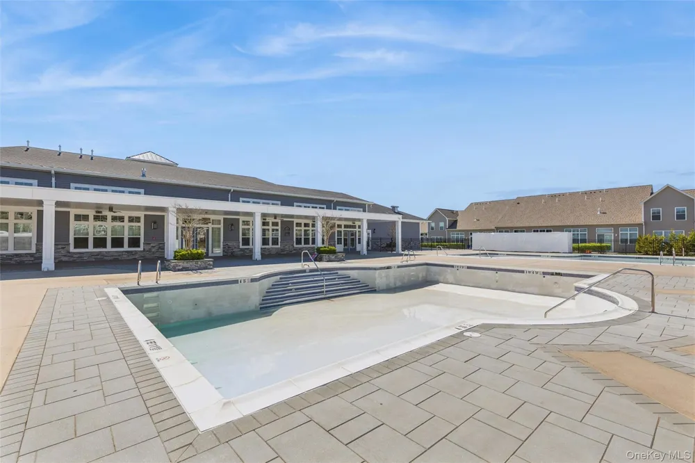 216 Belmont Circle Yaphank, NY 11980