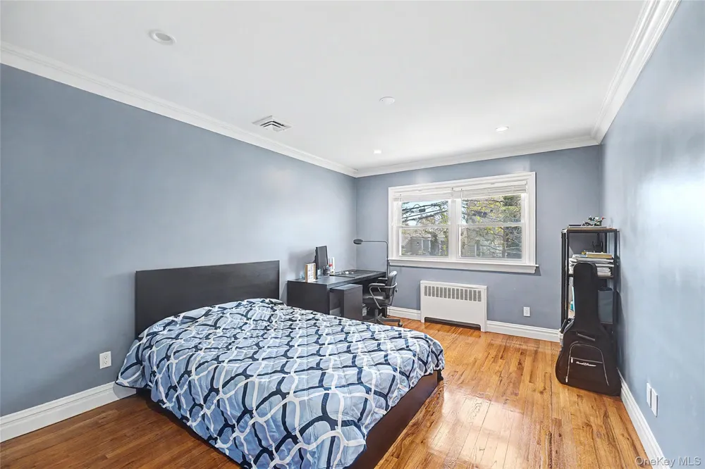 31 Edgemere Drive Searingtown, NY 11507