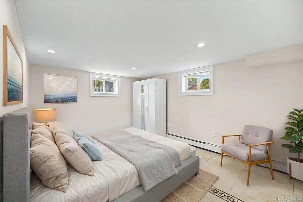 31 Edgemere Drive Searingtown, NY 11507