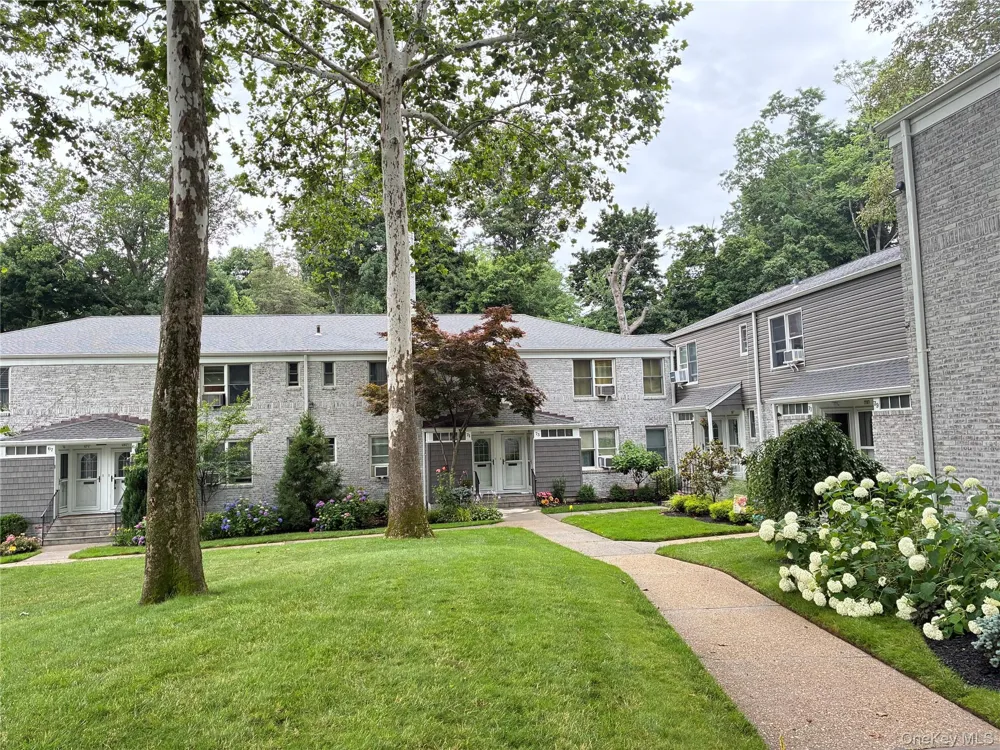 77 Glen Keith Road #77L Glen Cove, NY 11542