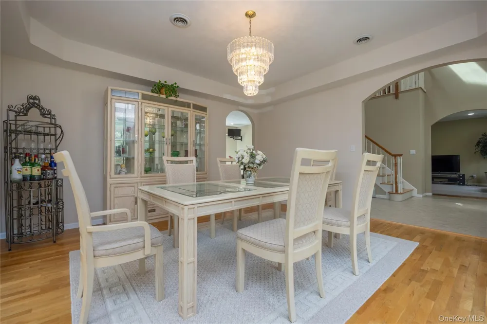 774 Haverstraw Road Suffern, NY 10901