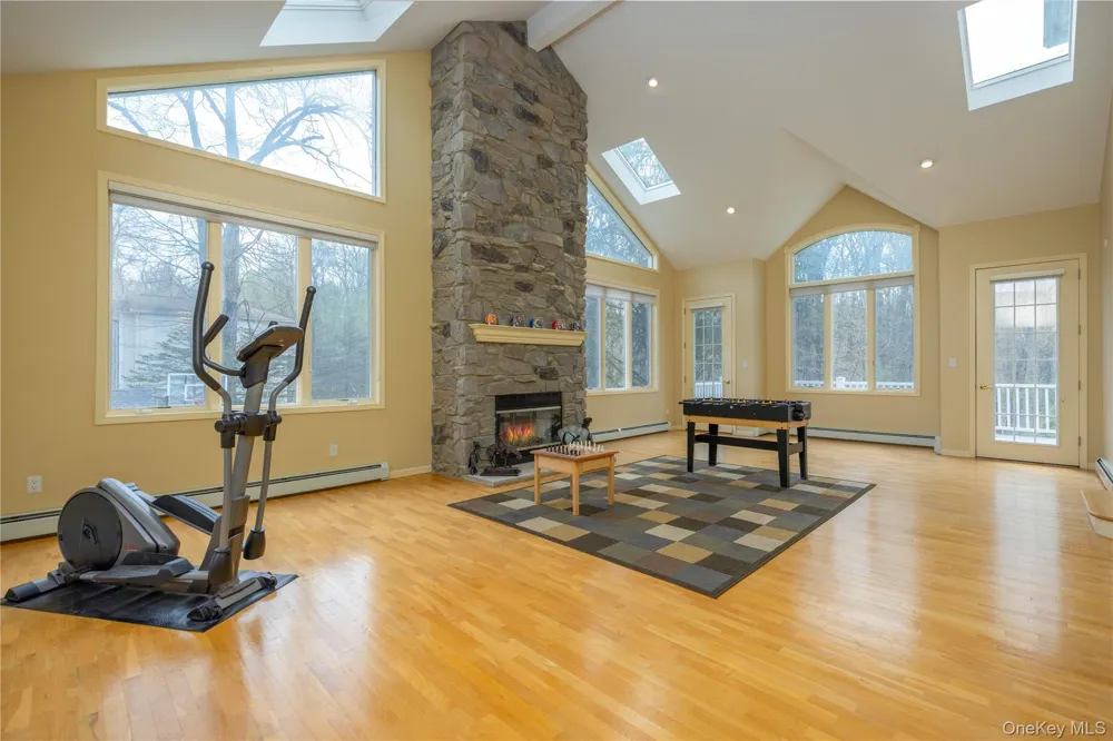 774 Haverstraw Road Suffern, NY 10901