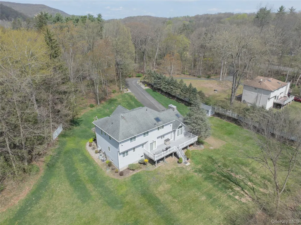 774 Haverstraw Road Suffern, NY 10901