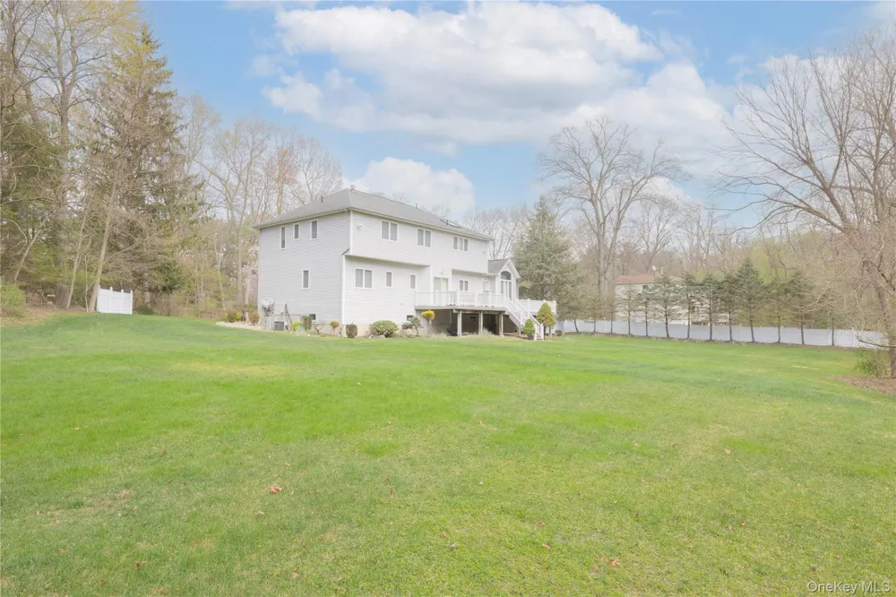 774 Haverstraw Road Suffern, NY 10901