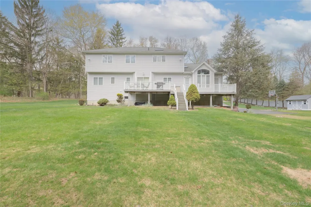774 Haverstraw Road Suffern, NY 10901