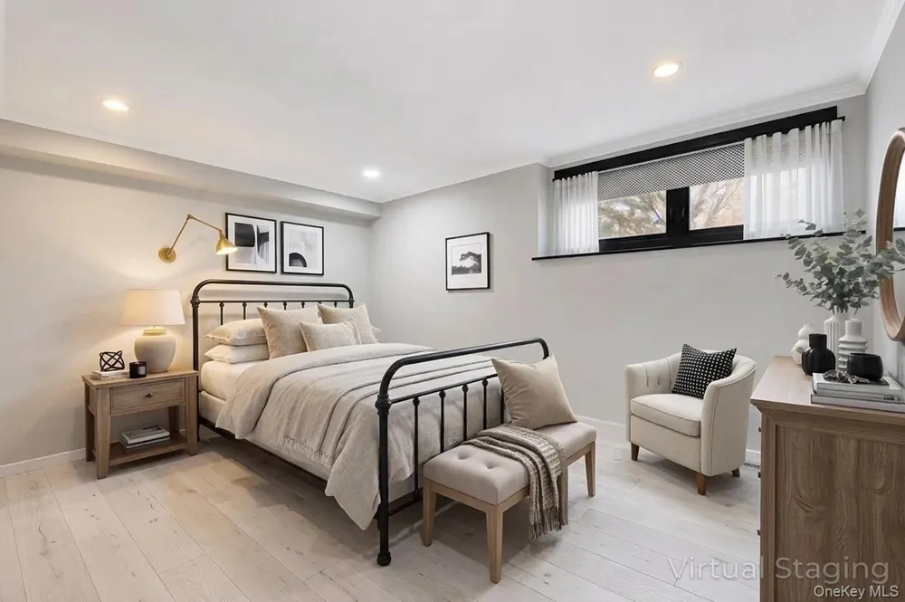 20 Veronica Court Smithtown, NY 11787