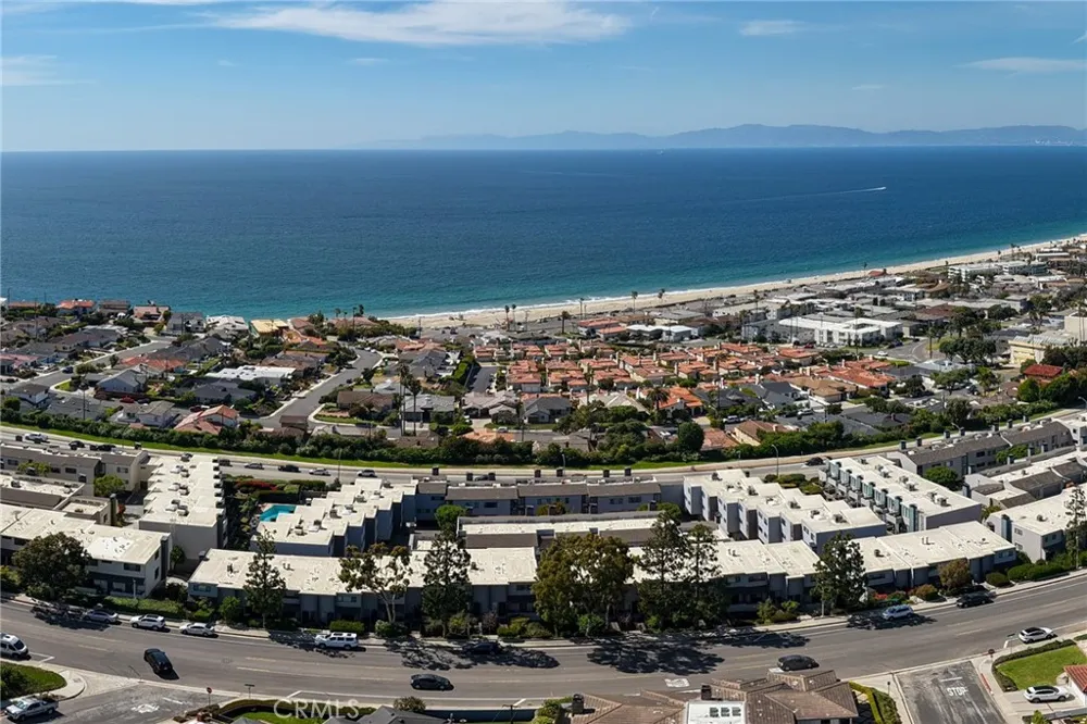 177 Calle Mayor Redondo Beach, CA 90277