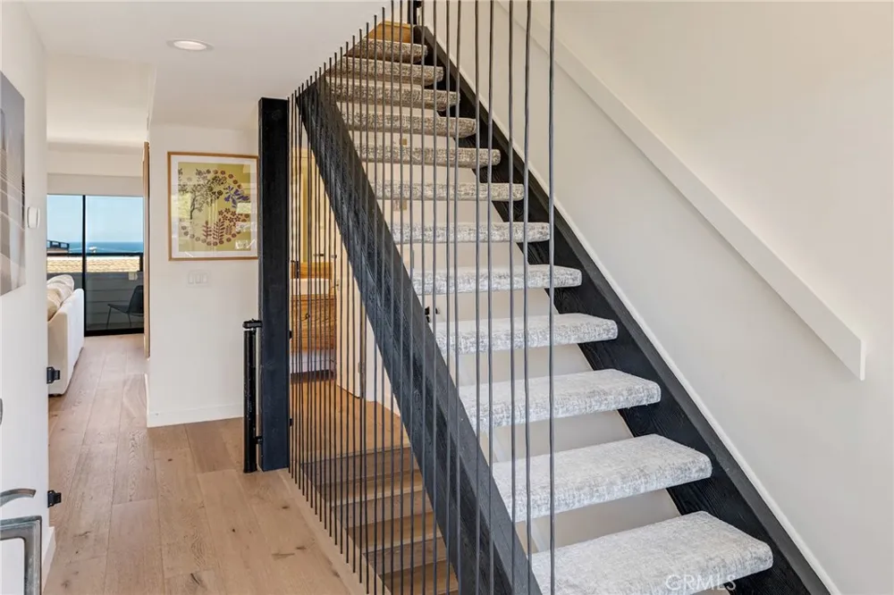 177 Calle Mayor Redondo Beach, CA 90277