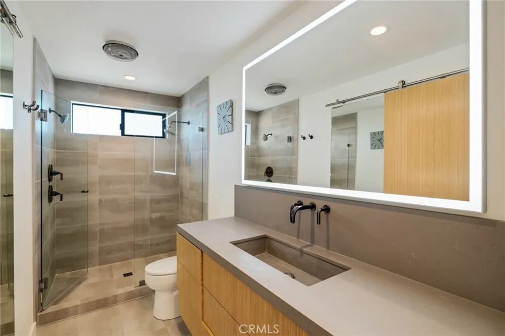 177 Calle Mayor Redondo Beach, CA 90277