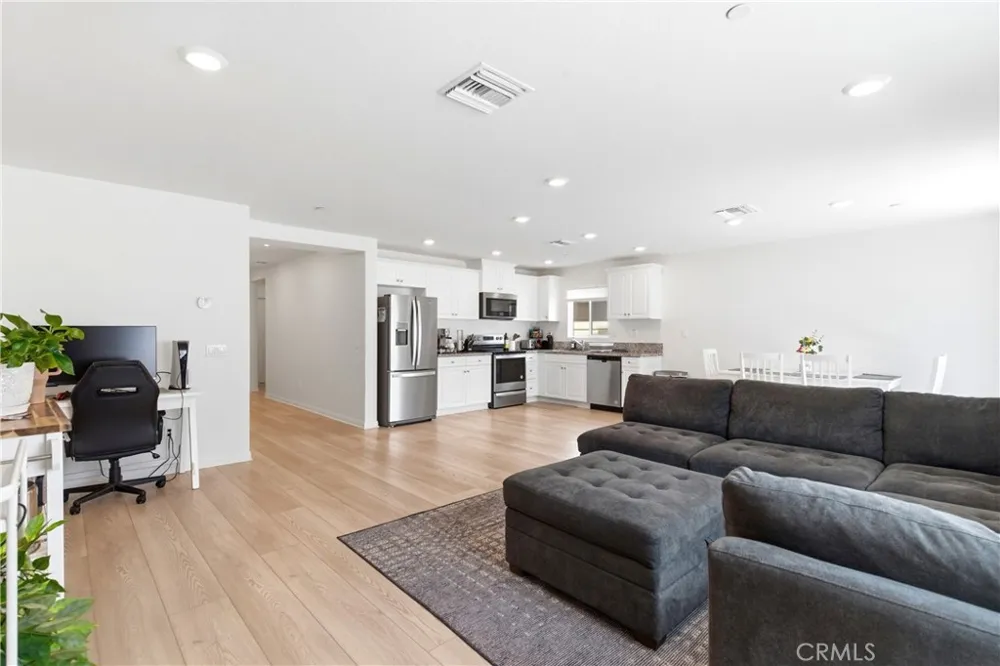 22724 Blacktail Nuevo, CA 92567