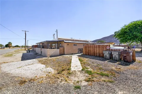 81 Panorama