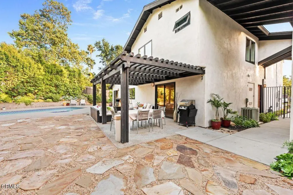 1116 Del Nido Court Ojai, CA 93023
