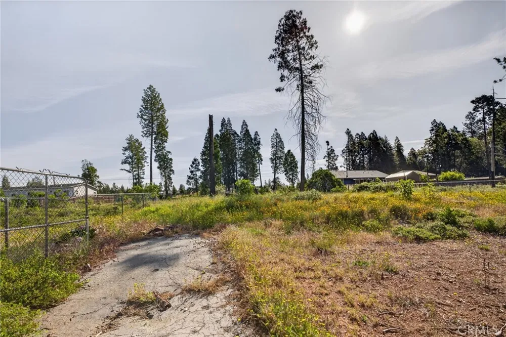 14110 Wingate Magalia, CA 95954