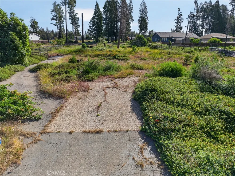 14110 Wingate Magalia, CA 95954