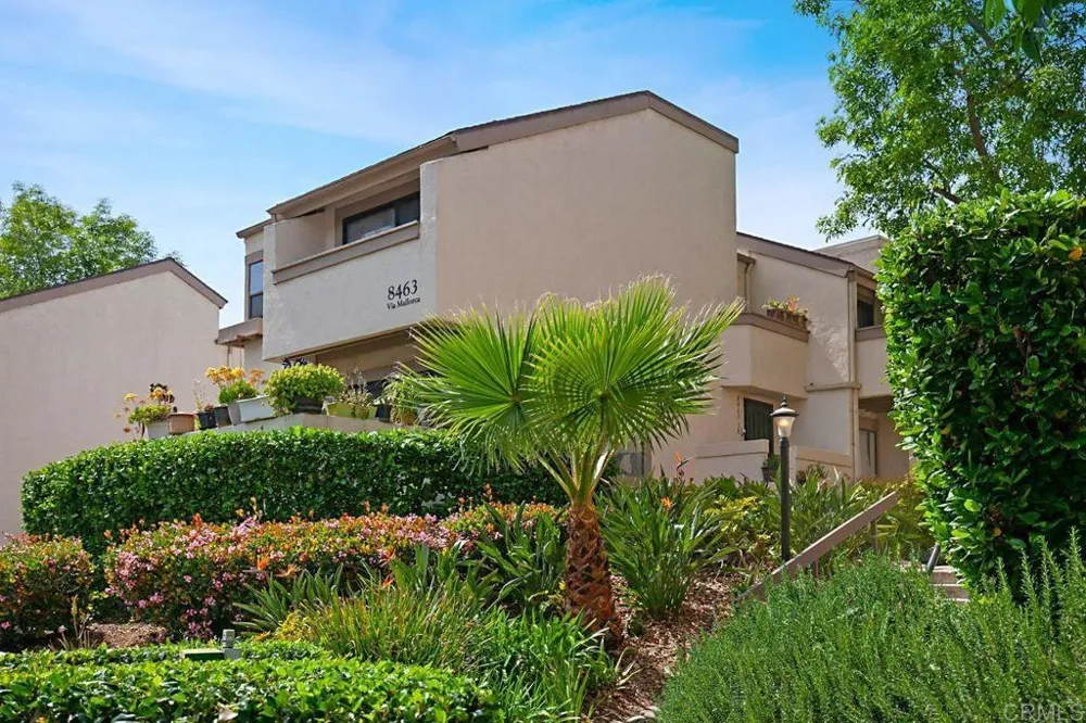 8437 Via Mallorca #84 La Jolla, CA 92037