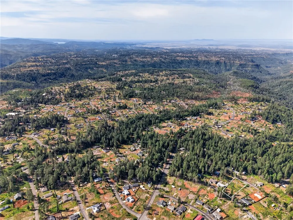 14116 Wingate Magalia, CA 95954