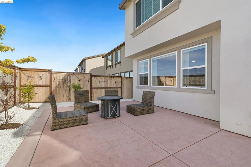 2225 Delta View Ave Sacramento, CA 95832
