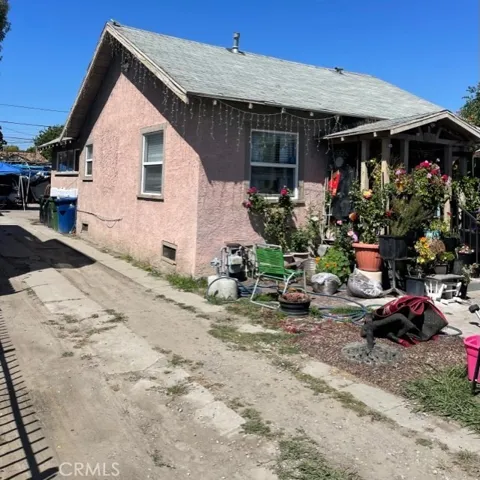 207 E 94th