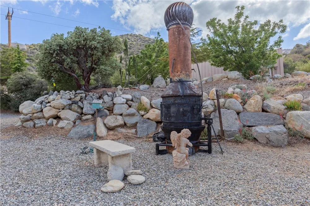 1870 Oak Springs Valley Road Wrightwood, CA 92397