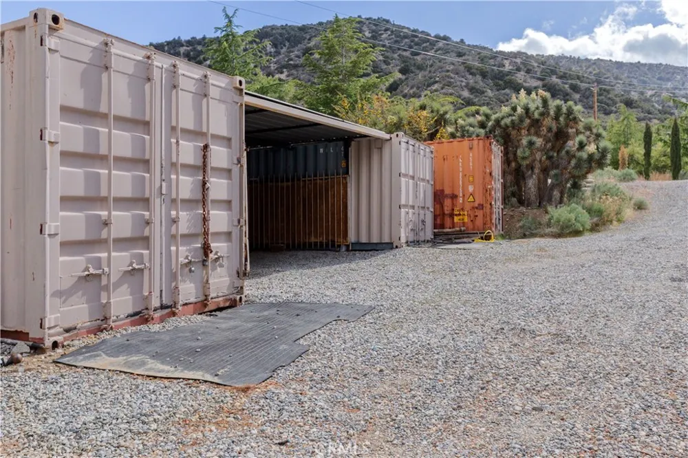 1870 Oak Springs Valley Road Wrightwood, CA 92397
