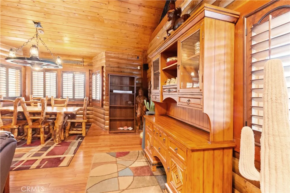 1870 Oak Springs Valley Road Wrightwood, CA 92397