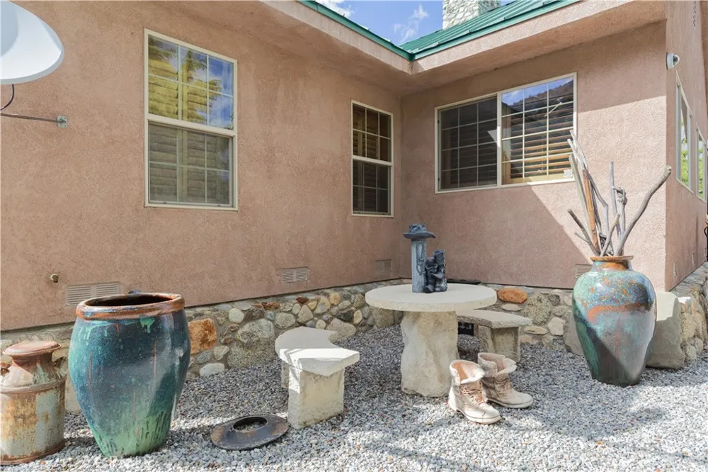 1870 Oak Springs Valley Road Wrightwood, CA 92397