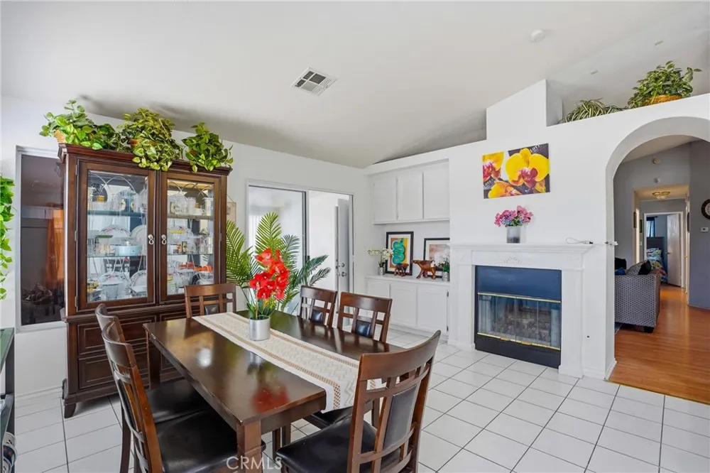 6011 Sandpiper Palmdale, CA 93552