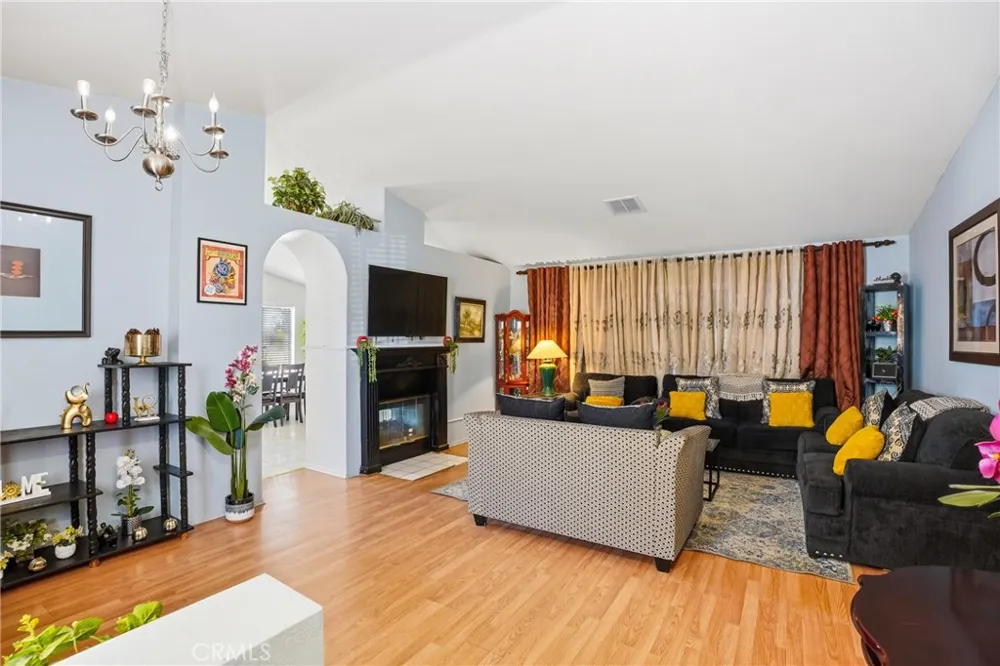 6011 Sandpiper Palmdale, CA 93552
