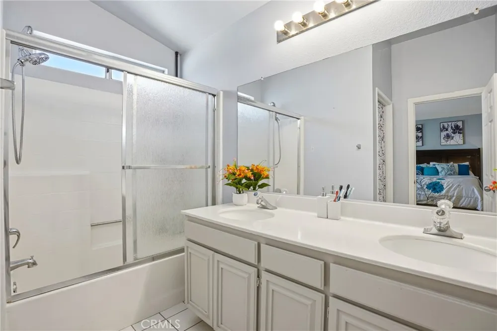 6011 Sandpiper Palmdale, CA 93552
