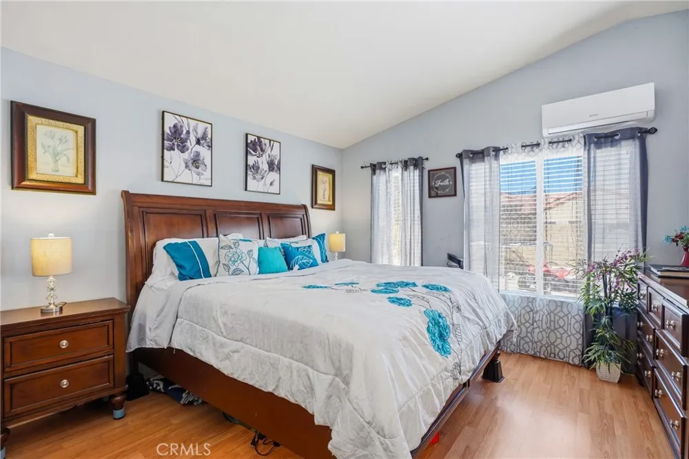 6011 Sandpiper Palmdale, CA 93552