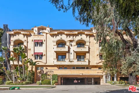 16123 W Sunset Boulevard #103