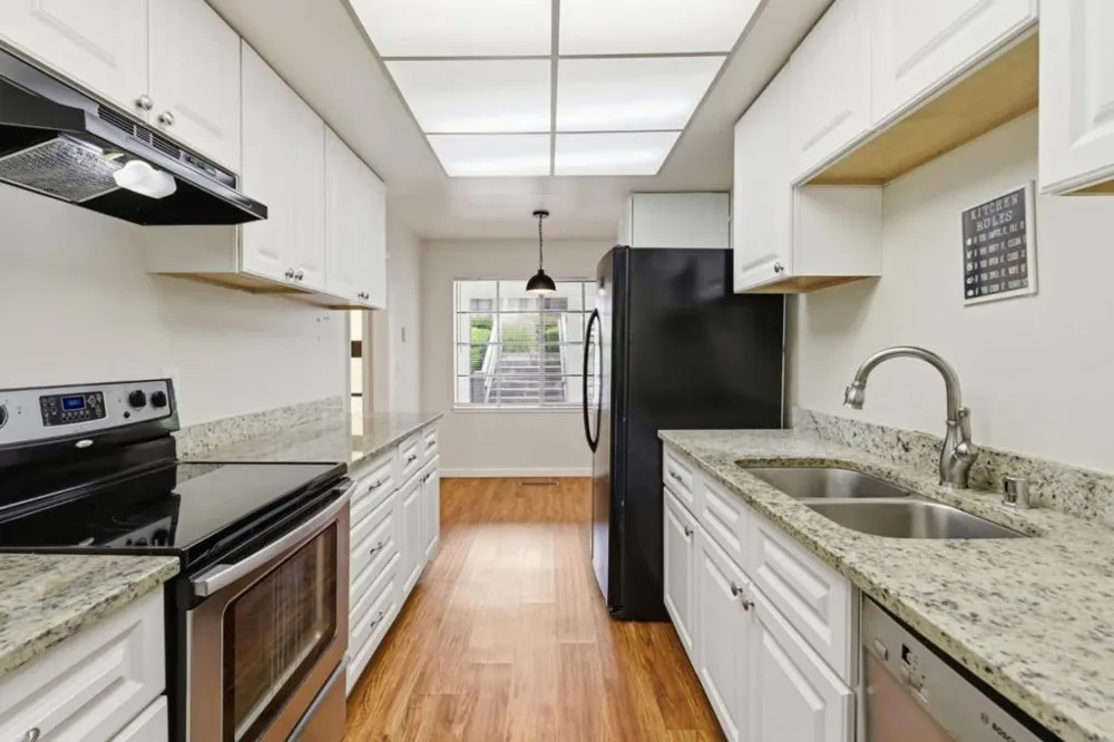 5492 Cribari San Jose, CA 95135
