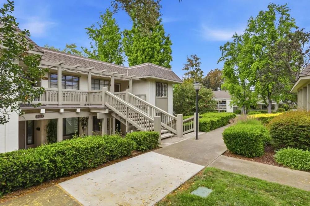 5492 Cribari San Jose, CA 95135