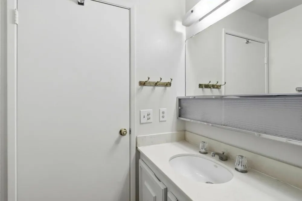 5492 Cribari San Jose, CA 95135