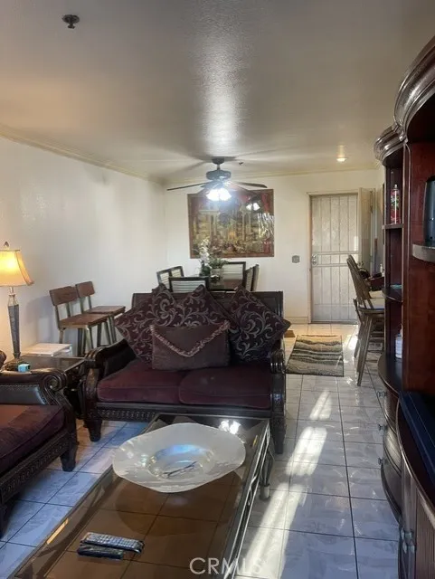 7018 Rita Ave # 404 Huntington Park, CA 90255