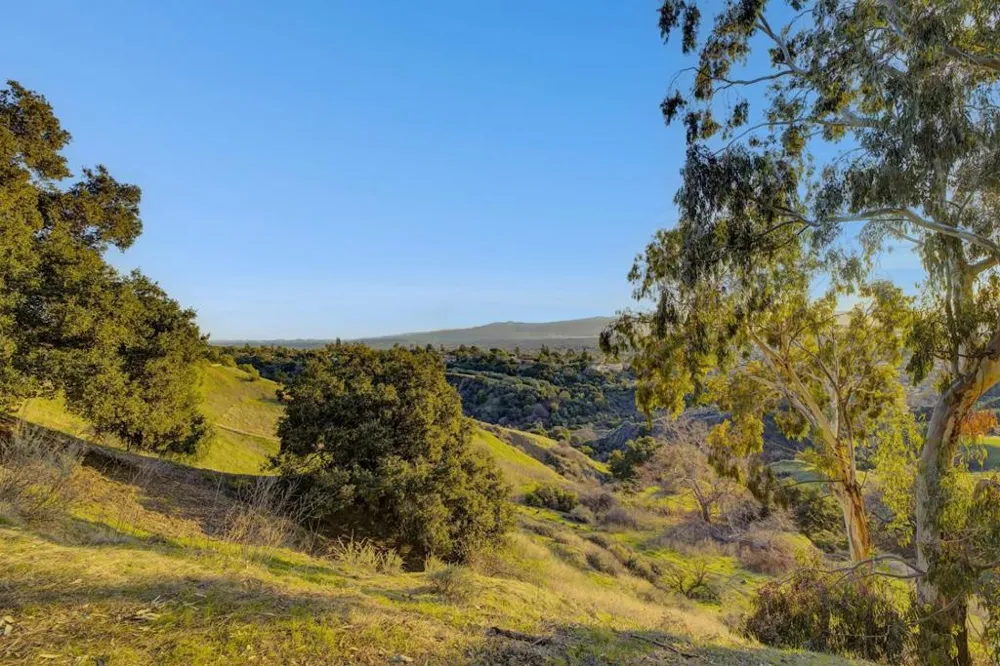 807 Boulder Drive San Jose, CA 95132