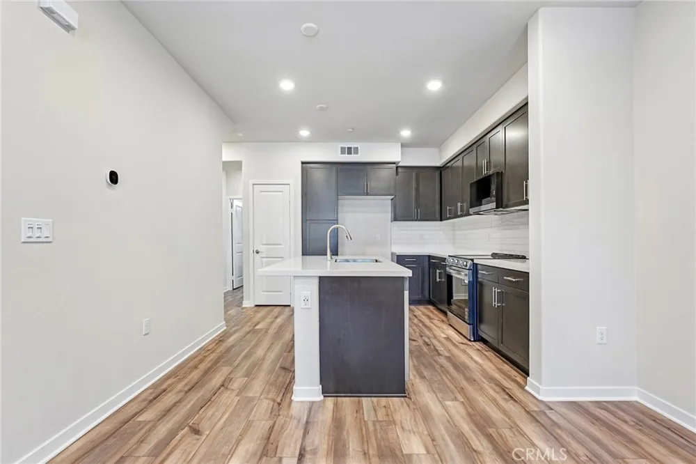 9524 Hannah Way Riverside, CA 92503