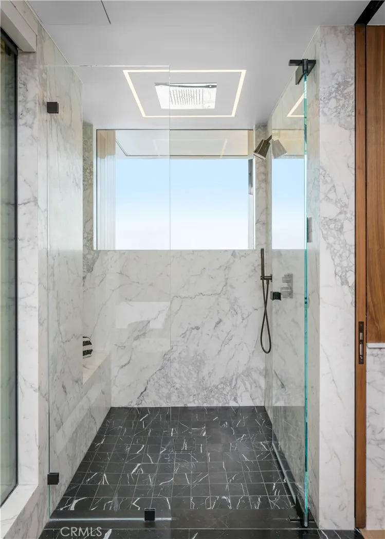 2516 Ocean Boulevard Corona del Mar, CA 92625