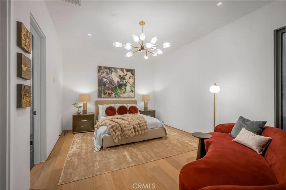 2516 Ocean Boulevard Corona del Mar, CA 92625