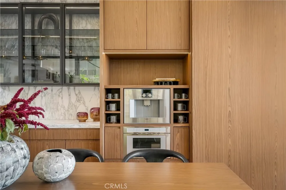 2516 Ocean Boulevard Corona del Mar, CA 92625