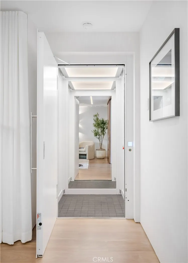 2516 Ocean Boulevard Corona del Mar, CA 92625