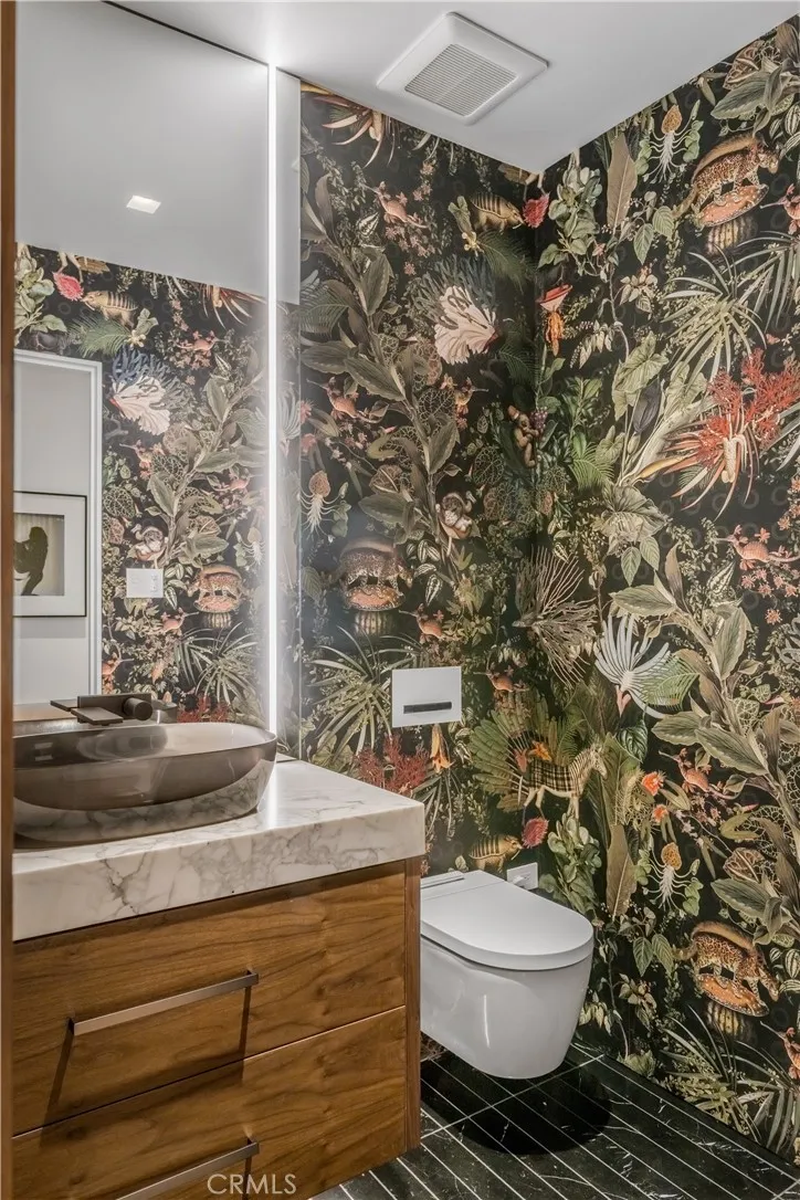 2516 Ocean Boulevard Corona del Mar, CA 92625